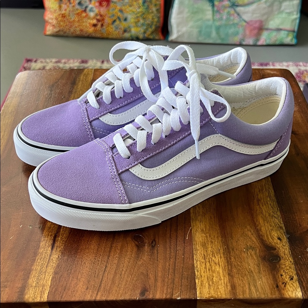 Vans Women’s 8, NEW, Chalk Violet